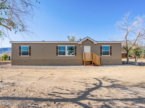 8705 Santa Fe Trail, Stagecoach, NV 89429