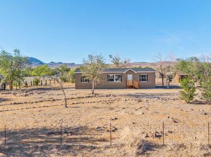 8705 Santa Fe Trail, Stagecoach, NV 89429 Photo