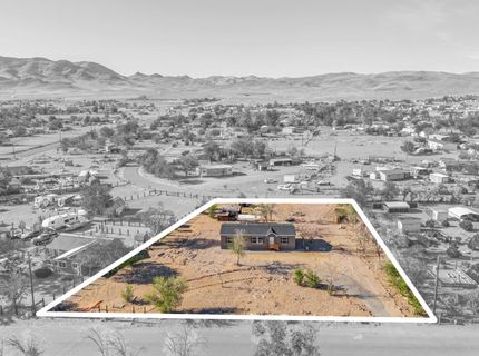 8705 Santa Fe Trail, Stagecoach, NV 89429 Photo