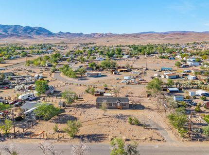 8705 Santa Fe Trail, Stagecoach, NV 89429 Photo