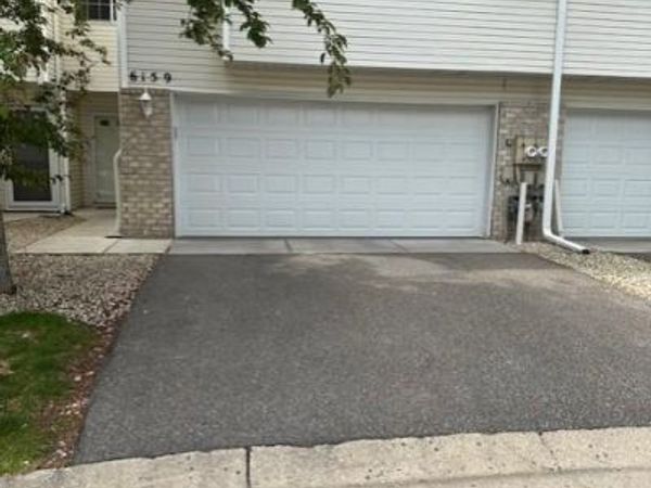 6159 Creek Line Drive, Minnetonka, MN 55345