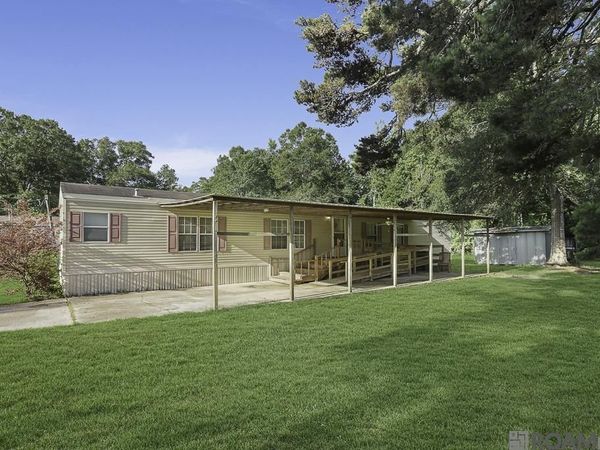 29437 Burns Ln, Walker, LA 70785