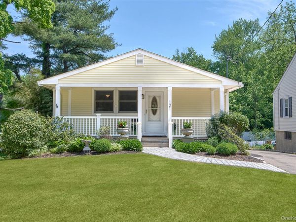 121 Parkview Place , Mount Kisco, NY 10549