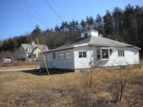 203 Rockingham Rd., Londonderry, NH 03053