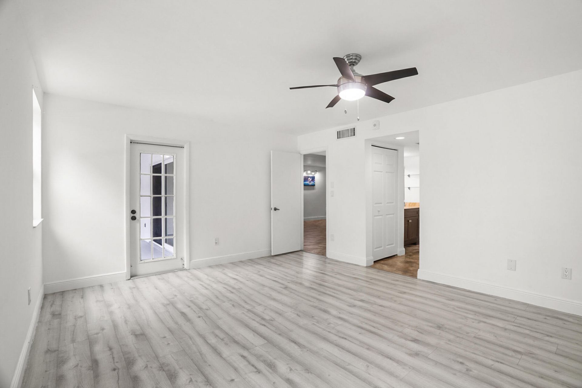 16141 Blatt Boulevard, Unit 307, Weston, FL 33326 Photo
