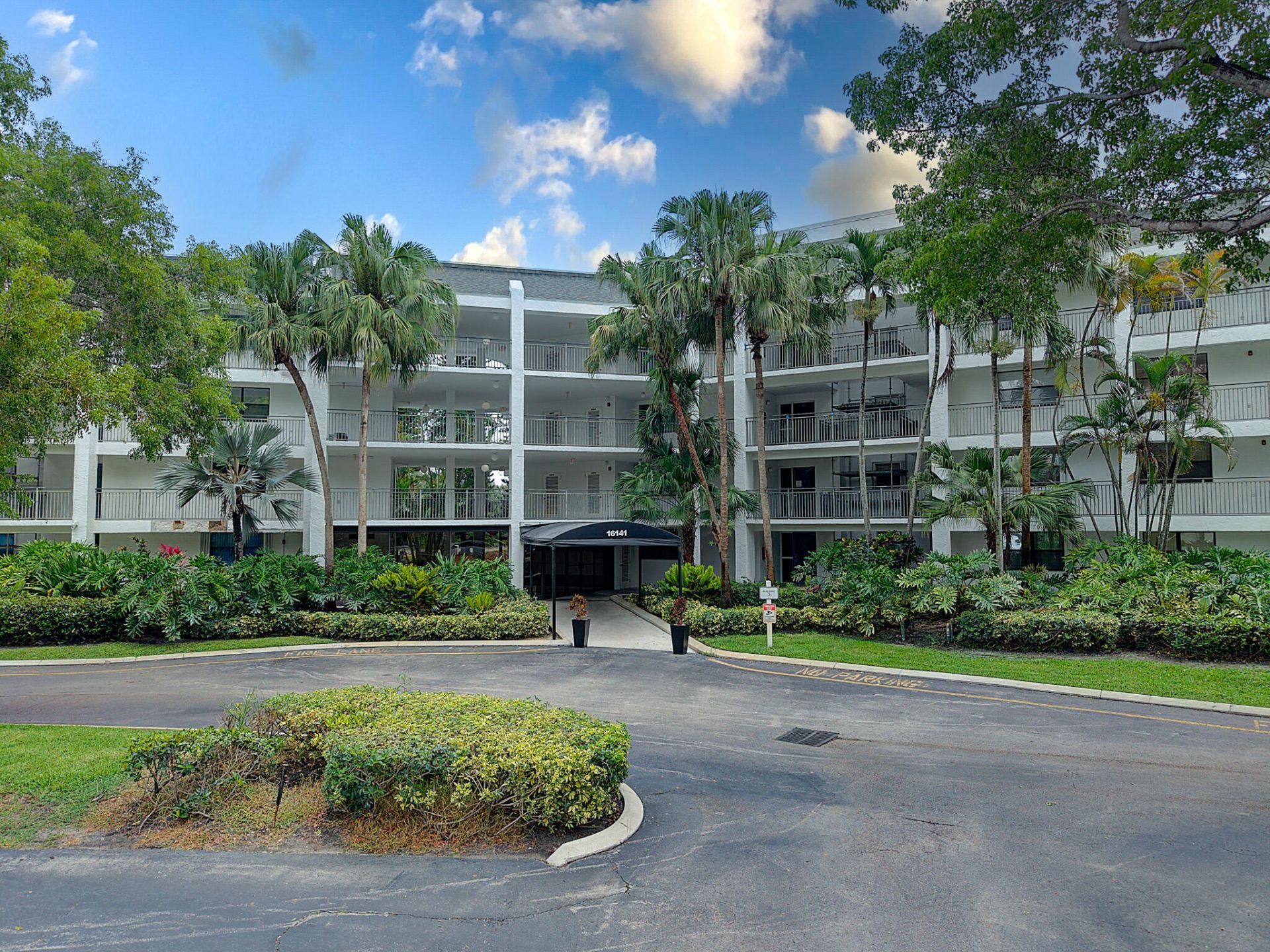 16141 Blatt Boulevard, Unit 307, Weston, FL 33326 Photo