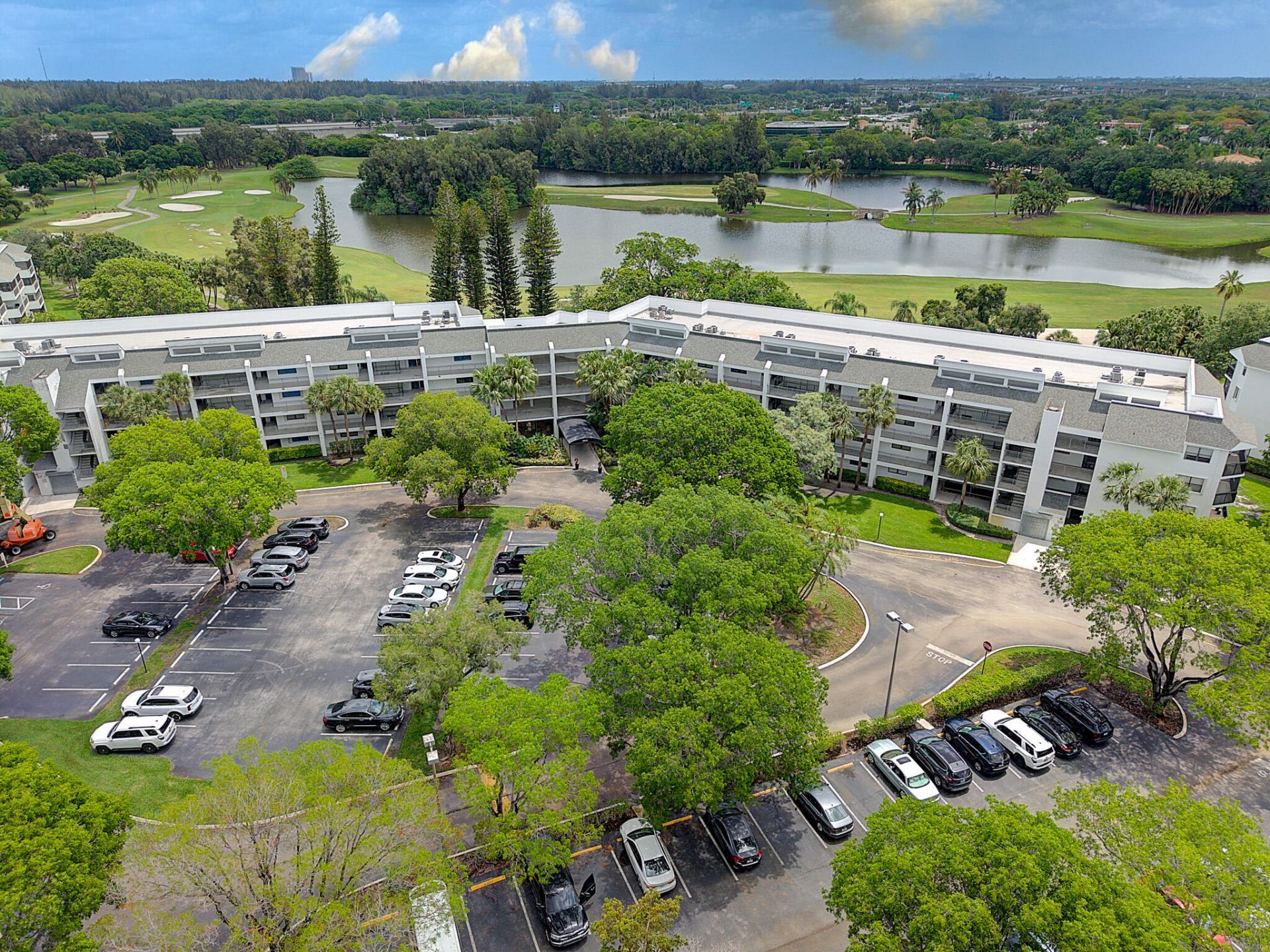 16141 Blatt Boulevard, Unit 307, Weston, FL 33326 Photo
