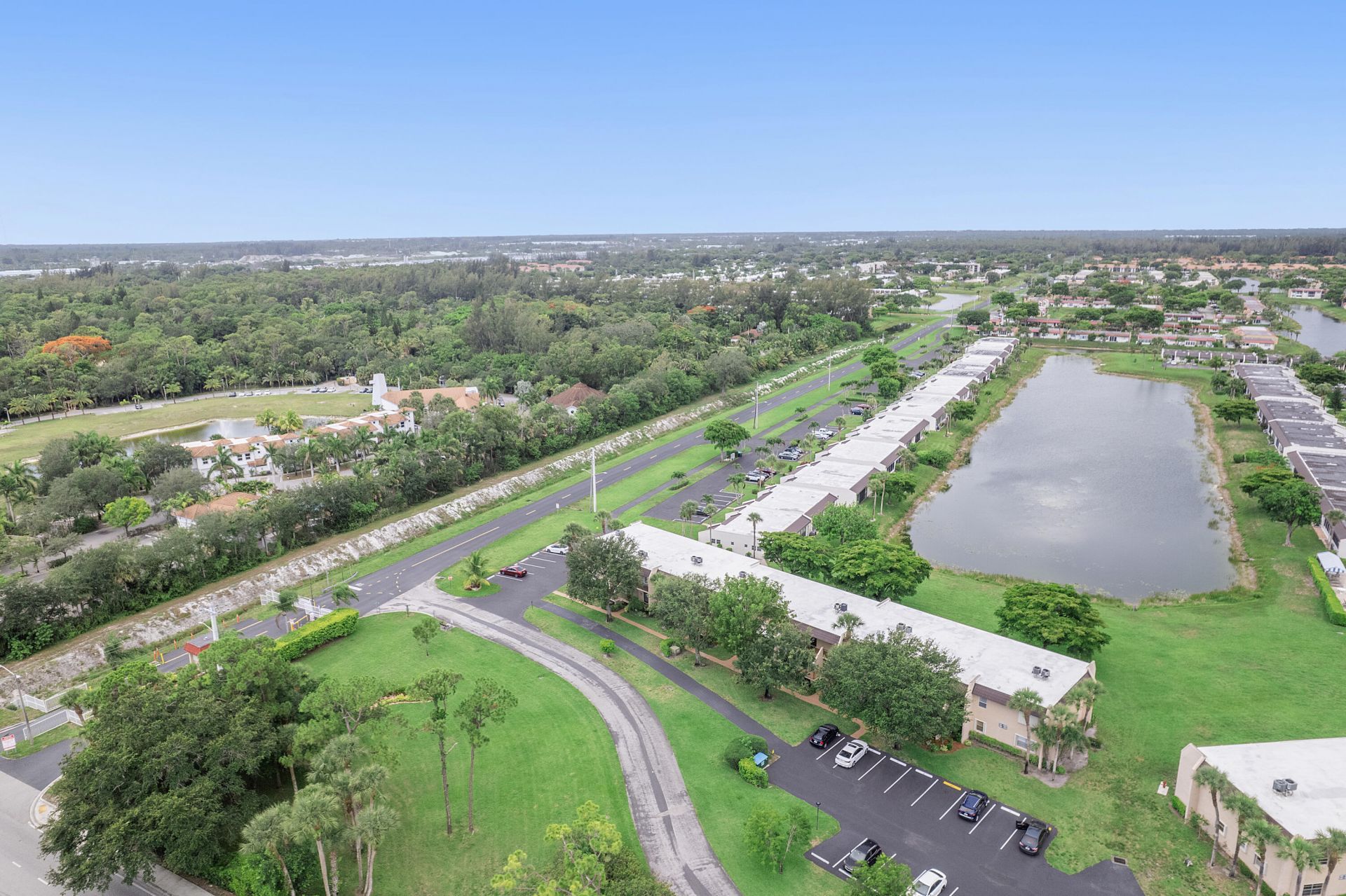 118 Lake Constance Drive, West Palm Beach, FL 33411 Photo