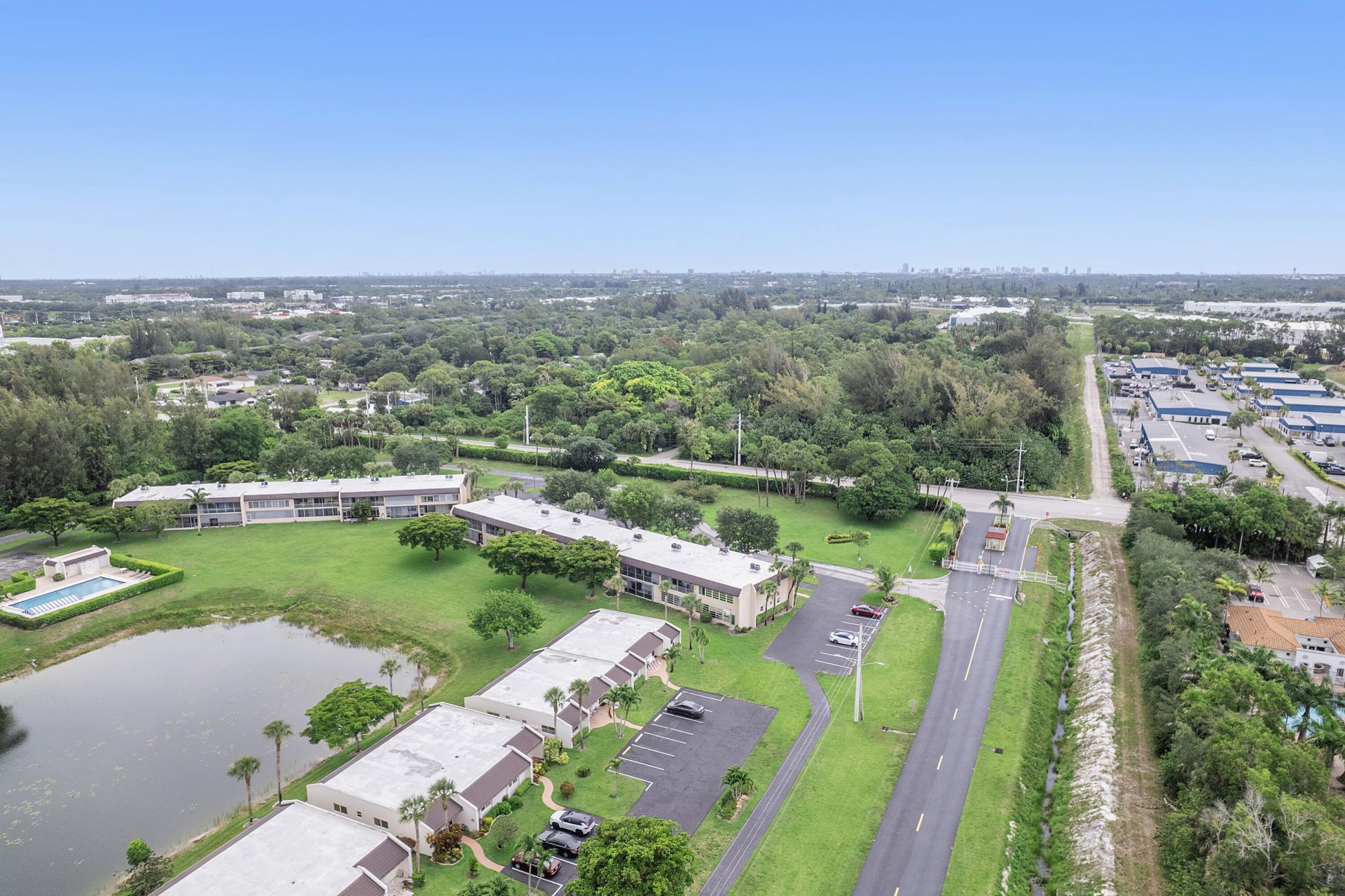 118 Lake Constance Drive, West Palm Beach, FL 33411 Photo