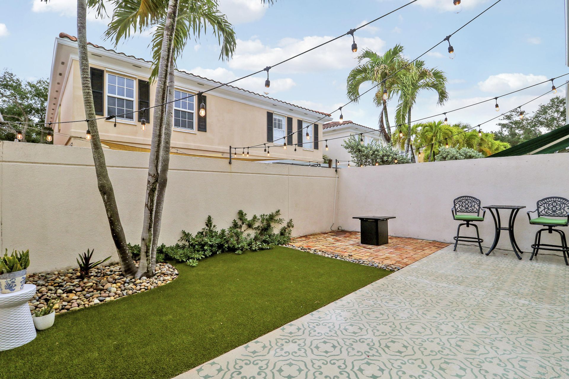 23 Live Oak Circle, Tequesta, FL 33469 Photo