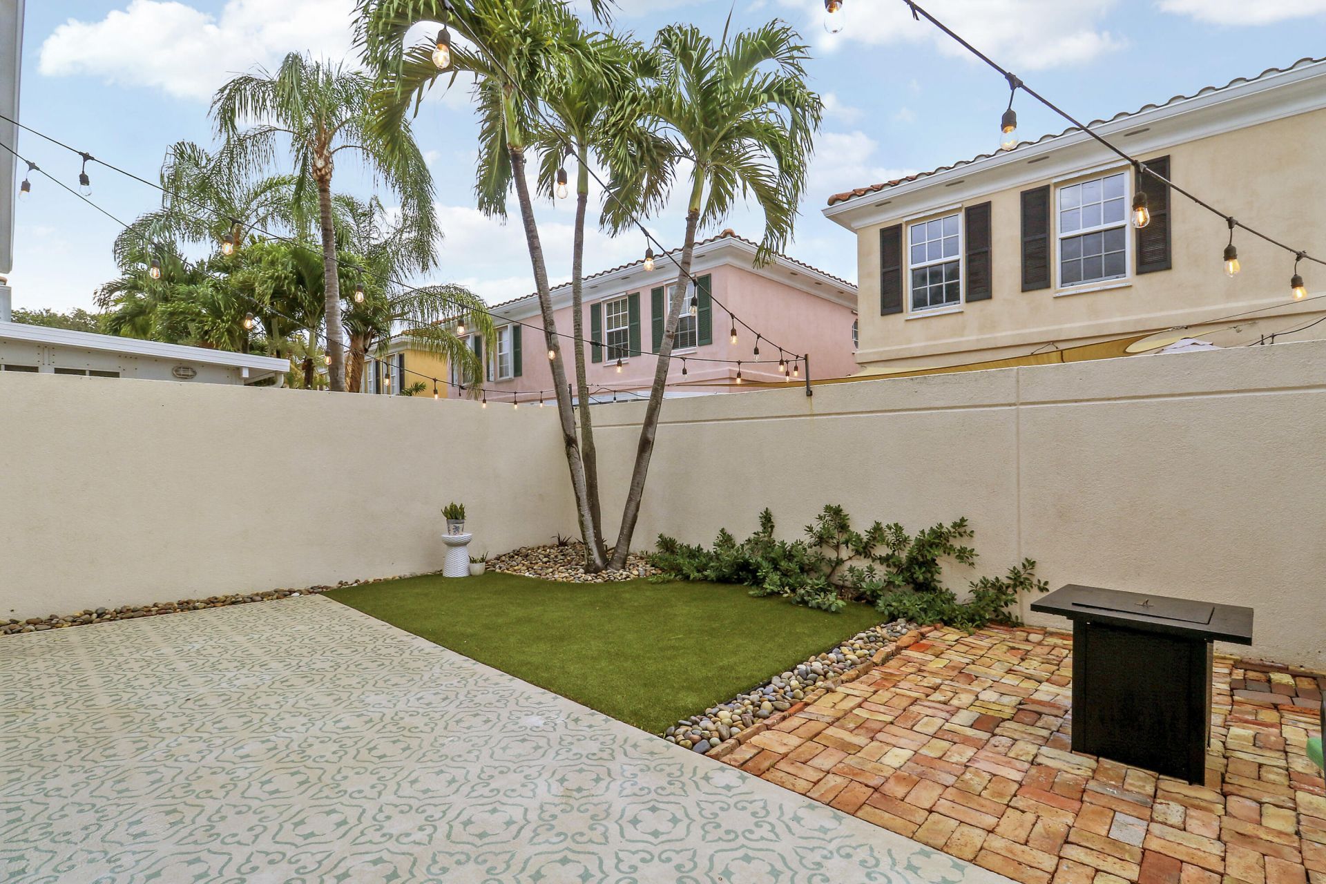 23 Live Oak Circle, Tequesta, FL 33469 Photo