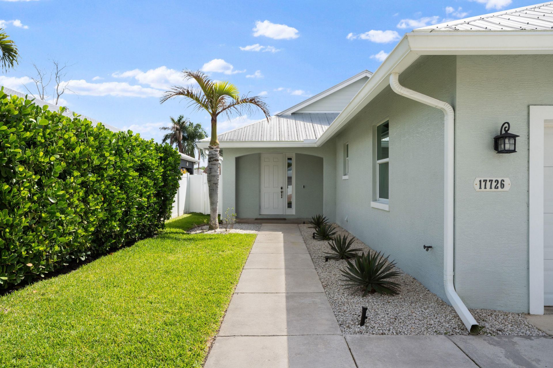 17726 Carver Avenue, Jupiter, FL 33458 Photo