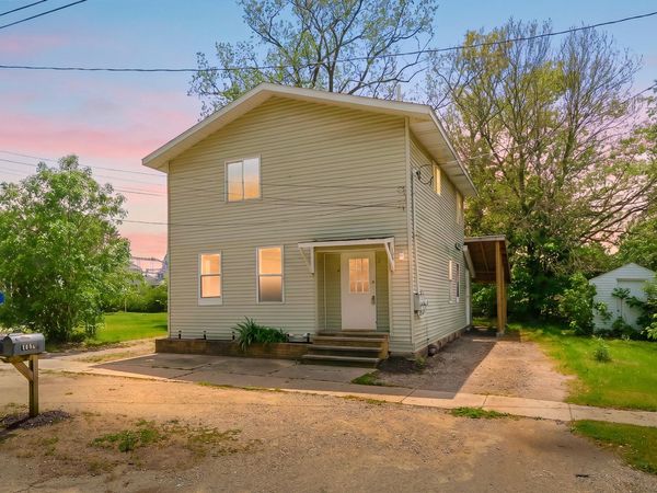 105 N George Street, Decatur, MI 49045
