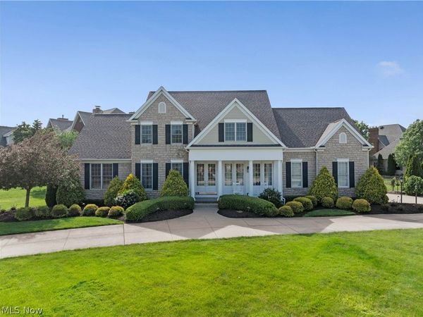502 Augusta Drive , Fairlawn, OH 44333