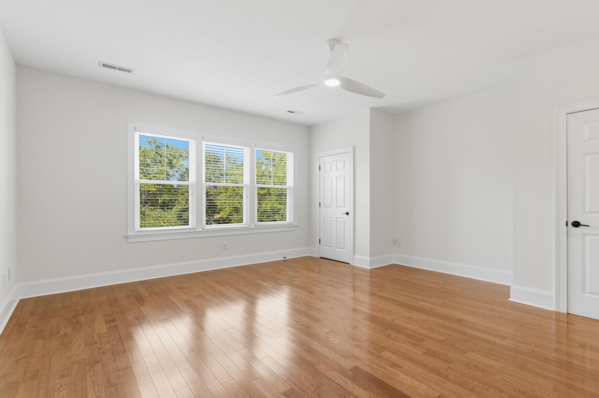 630 Windermere Boulevard Photo 10