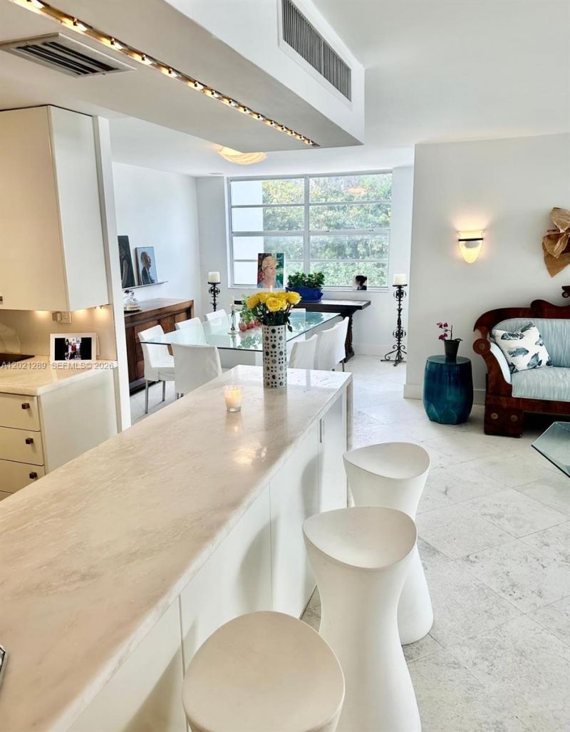 150 Ocean Lane Dr, Unit 2A, Key Biscayne, FL 33149 Photo