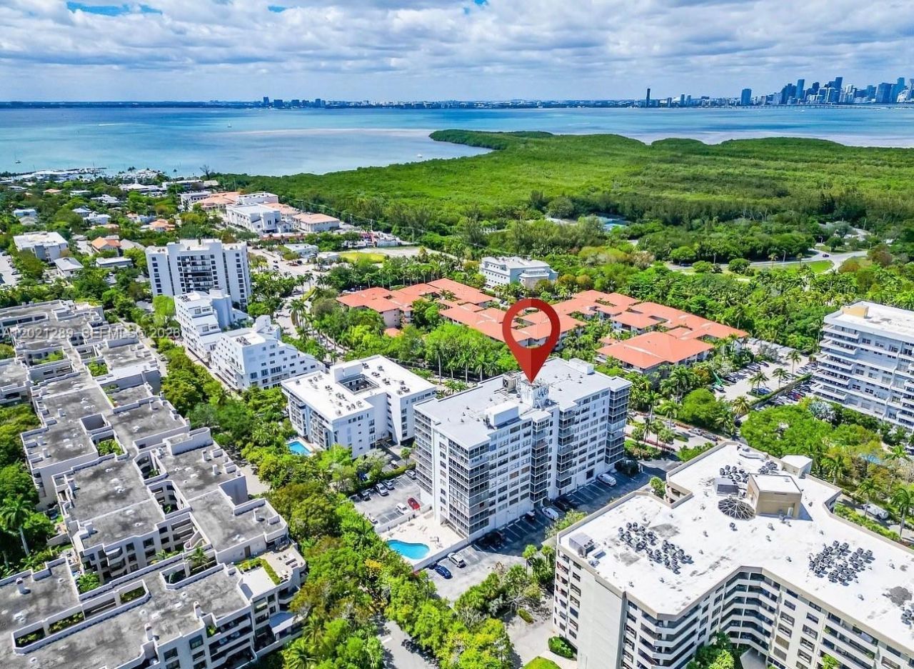 150 Ocean Lane Dr, Unit 2A, Key Biscayne, FL 33149 Photo