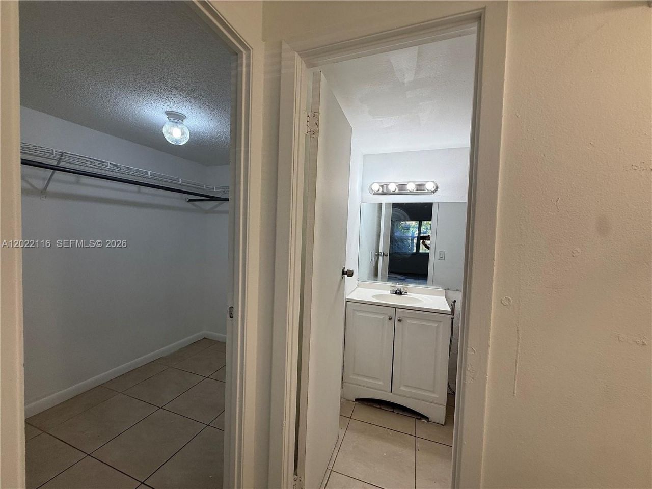 18101 NW 68th Ave , Unit B102, Hialeah, FL 33015 Photo
