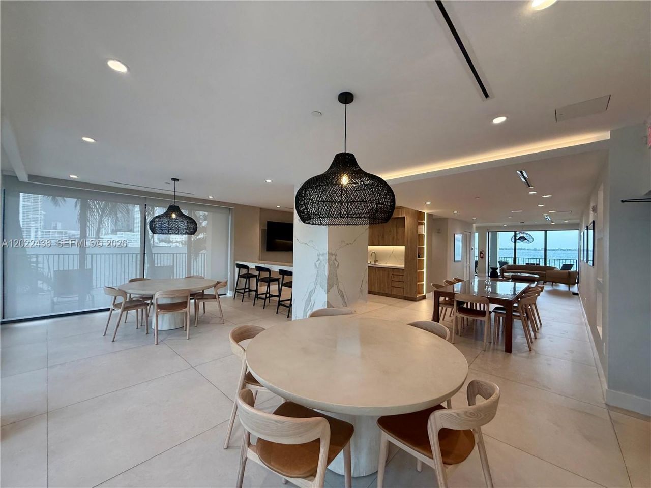 801 N Venetian Dr, Unit 408, Miami, FL 33139 Photo
