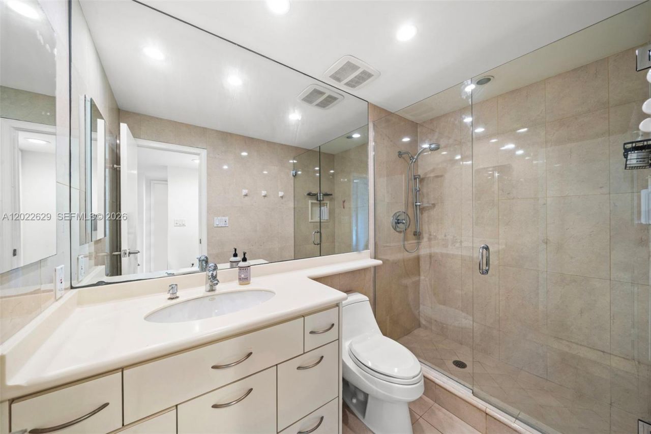 100 Edgewater Dr, Unit 329, Coral Gables, FL 33133 Photo