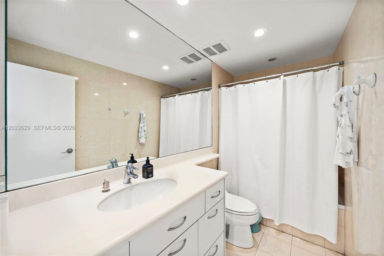 100 Edgewater Dr, Unit 329, Coral Gables, FL 33133 Photo