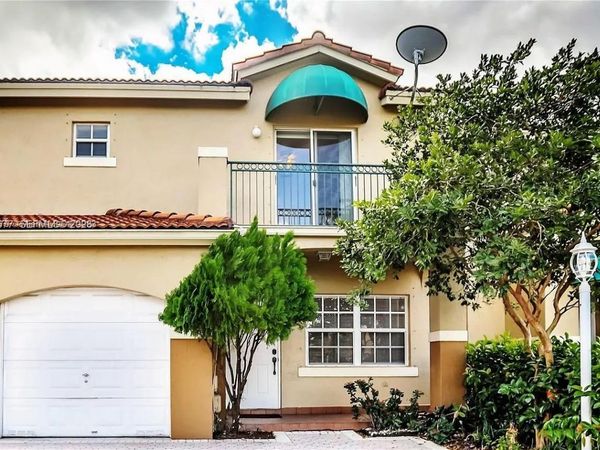 15870 SW 69th Ln , Miami, FL 33193