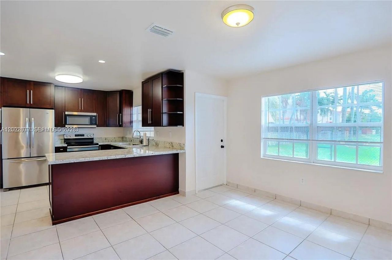 15870 SW 69th Ln , Miami, FL 33193 Photo
