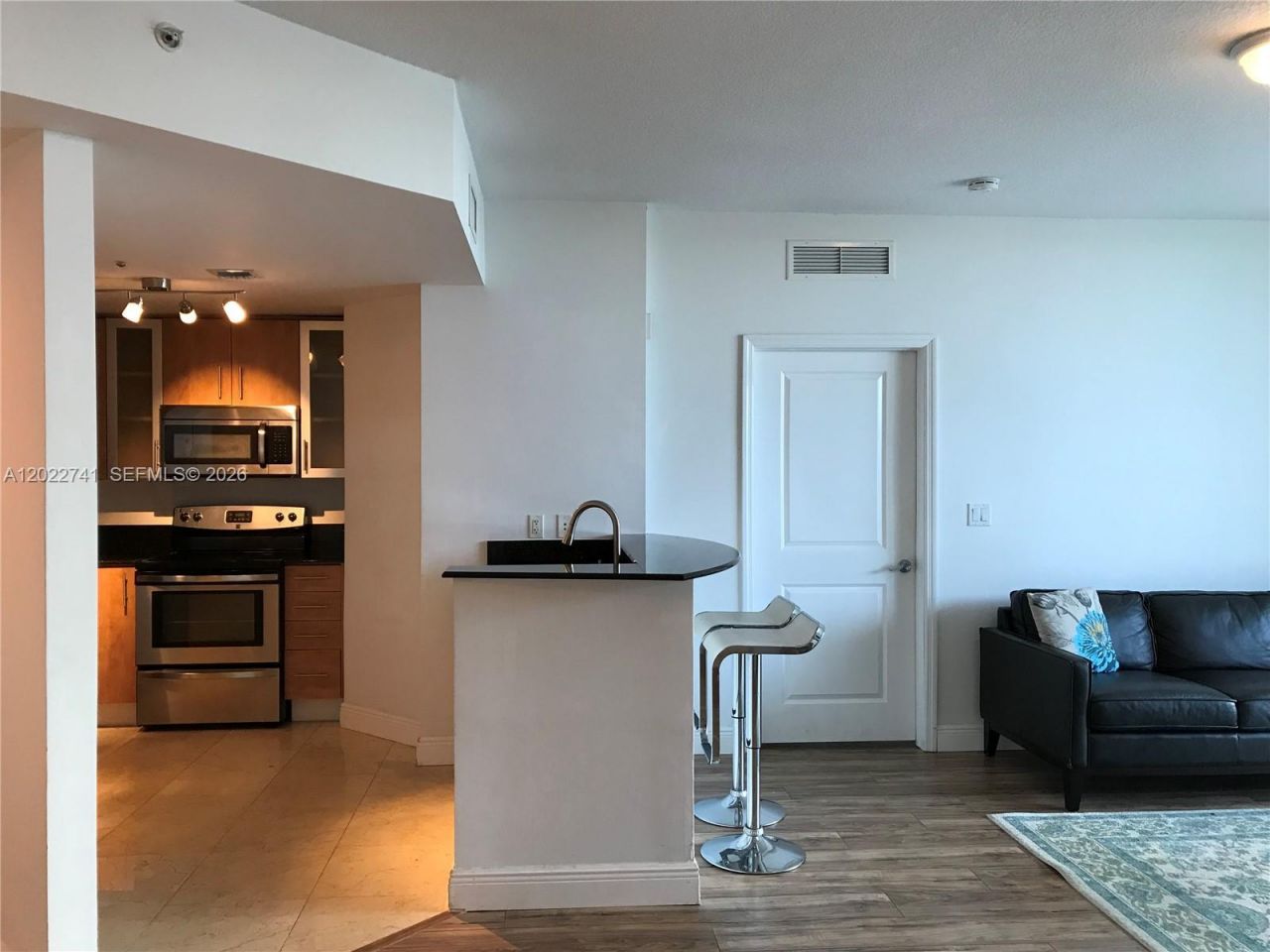 7900 Harbor Island Dr , Unit 523, North Bay Village, FL 33141 Photo