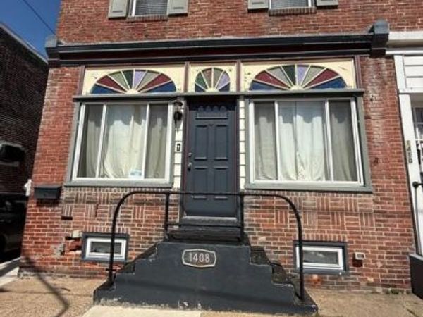 CRUM LYNNE, PA 19022