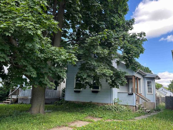 522 2ND AVE SOUTH, CLINTON, IA 52732