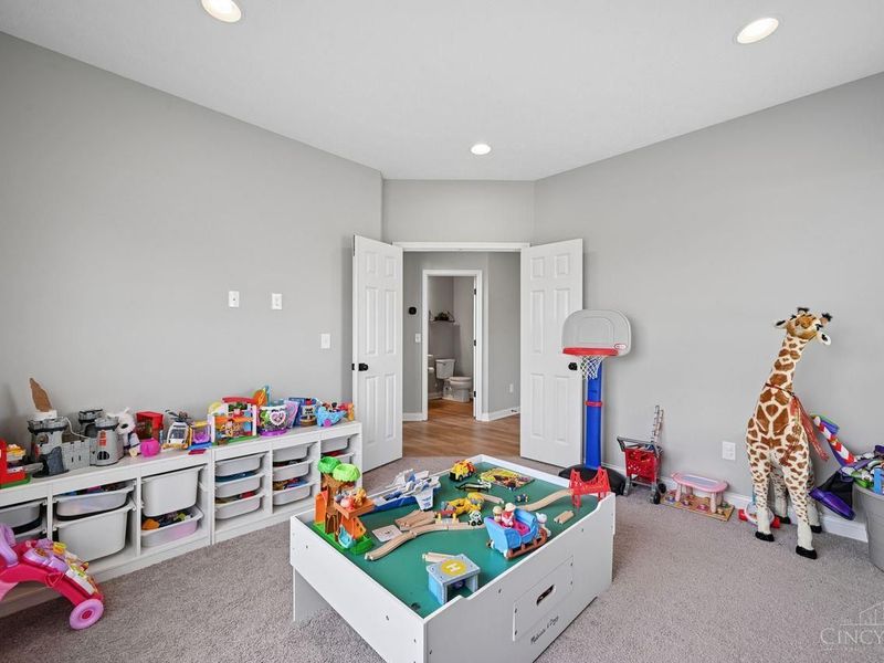4929 Shadow Hawk Drive, Colerain Township, OH 45247 Photo 19