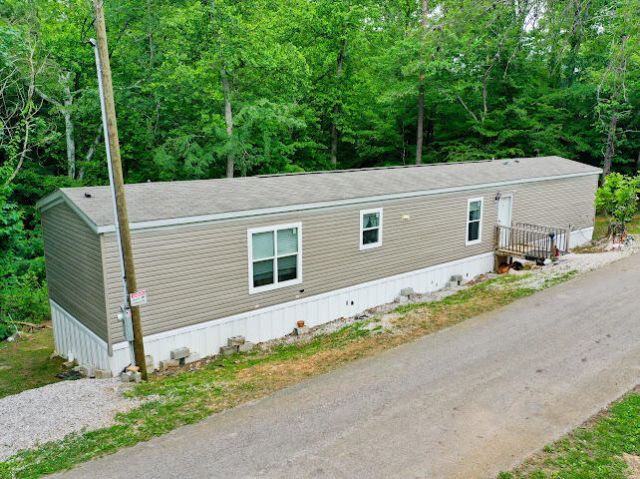 536 Stone Gate Drive, Burnside, KY 42519