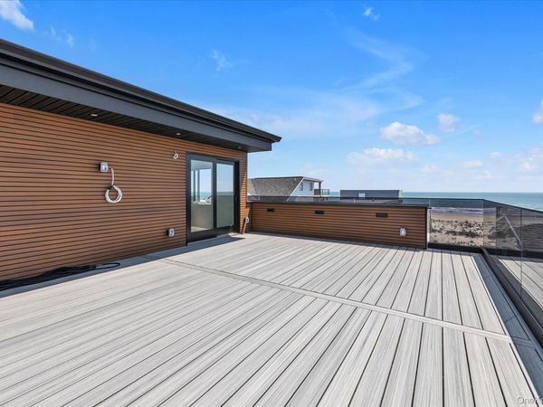 18 New Hampshire Street , Long Beach, NY 11561