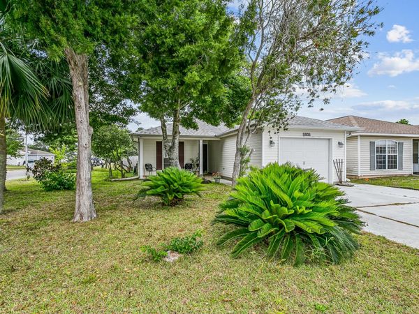 1878 Vineyard Street, Navarre, FL 32566