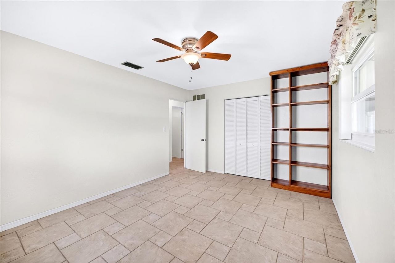 6074 28th Avenue N, Saint Petersburg, FL 33710 Photo