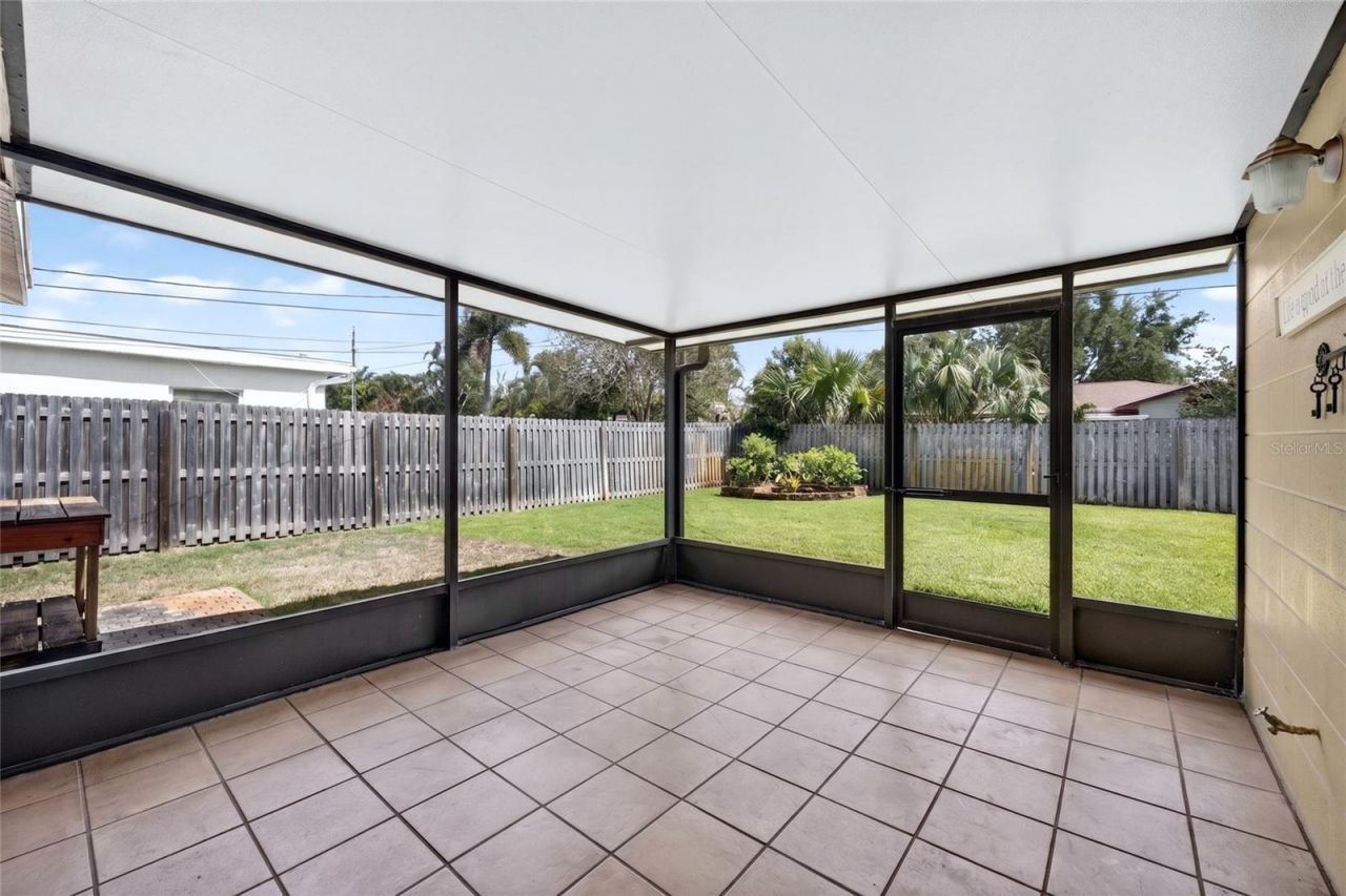 6074 28th Avenue N, Saint Petersburg, FL 33710 Photo