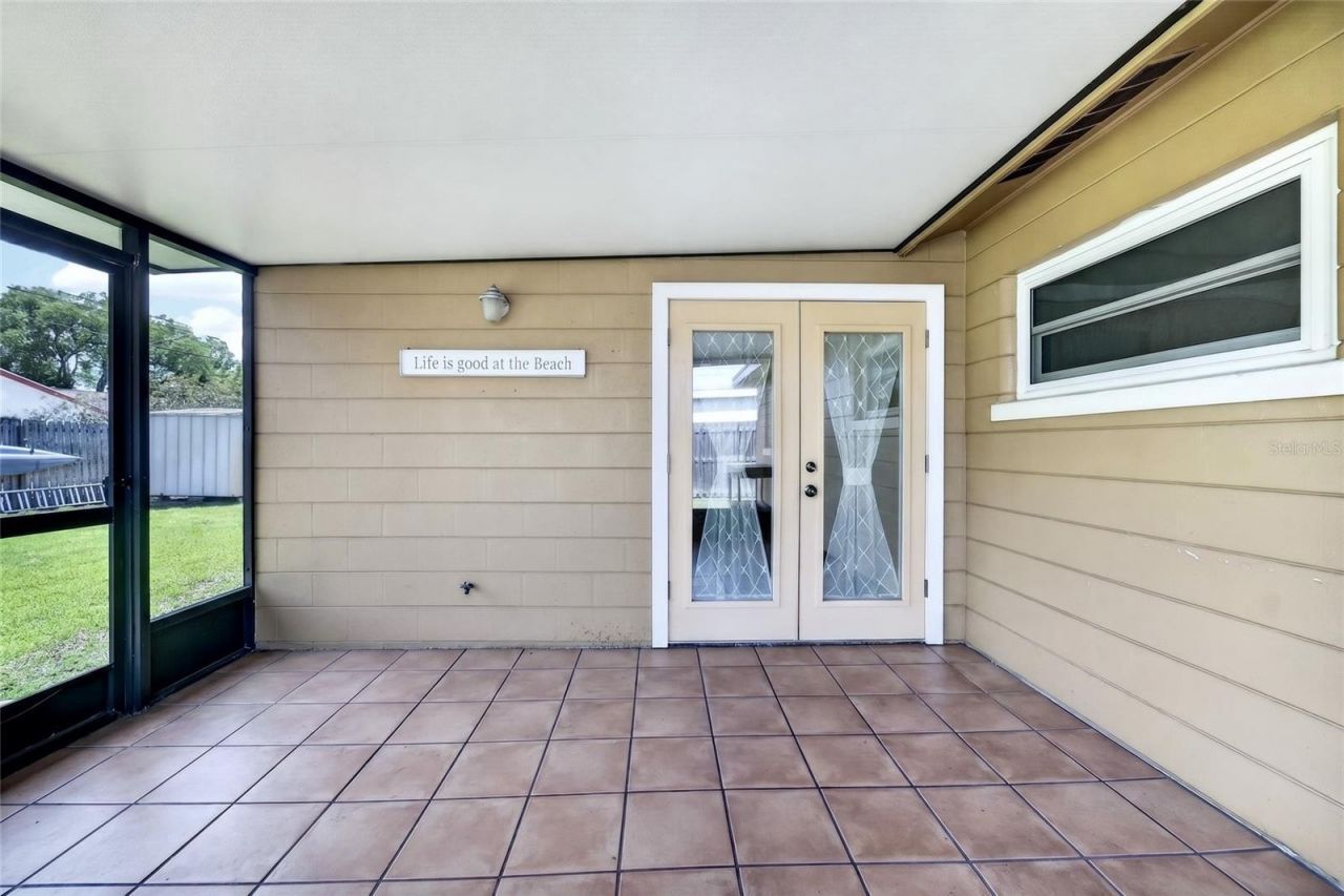 6074 28th Avenue N, Saint Petersburg, FL 33710 Photo