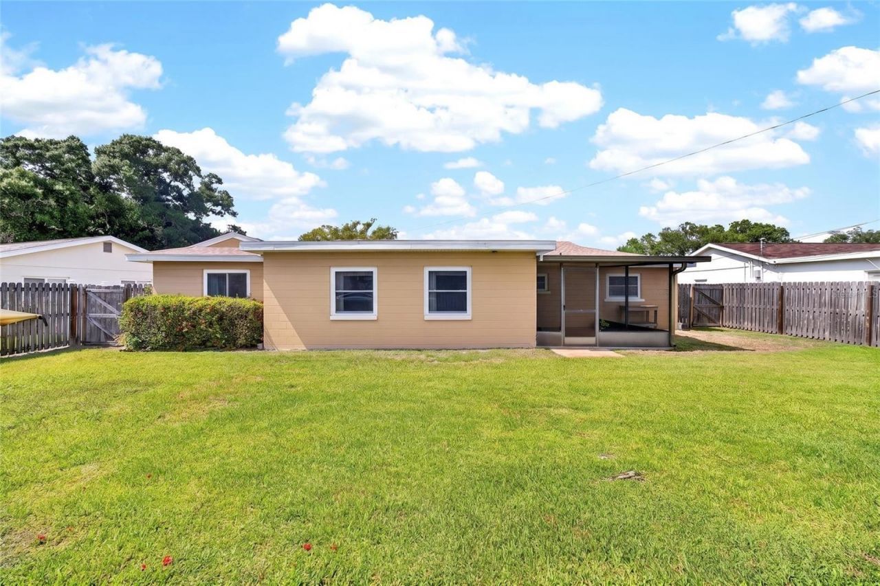 6074 28th Avenue N, Saint Petersburg, FL 33710 Photo