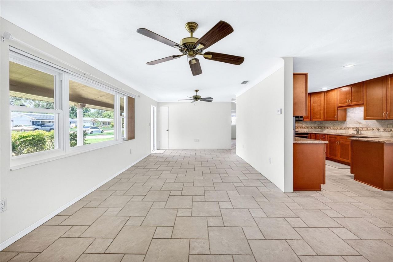6074 28th Avenue N, Saint Petersburg, FL 33710 Photo