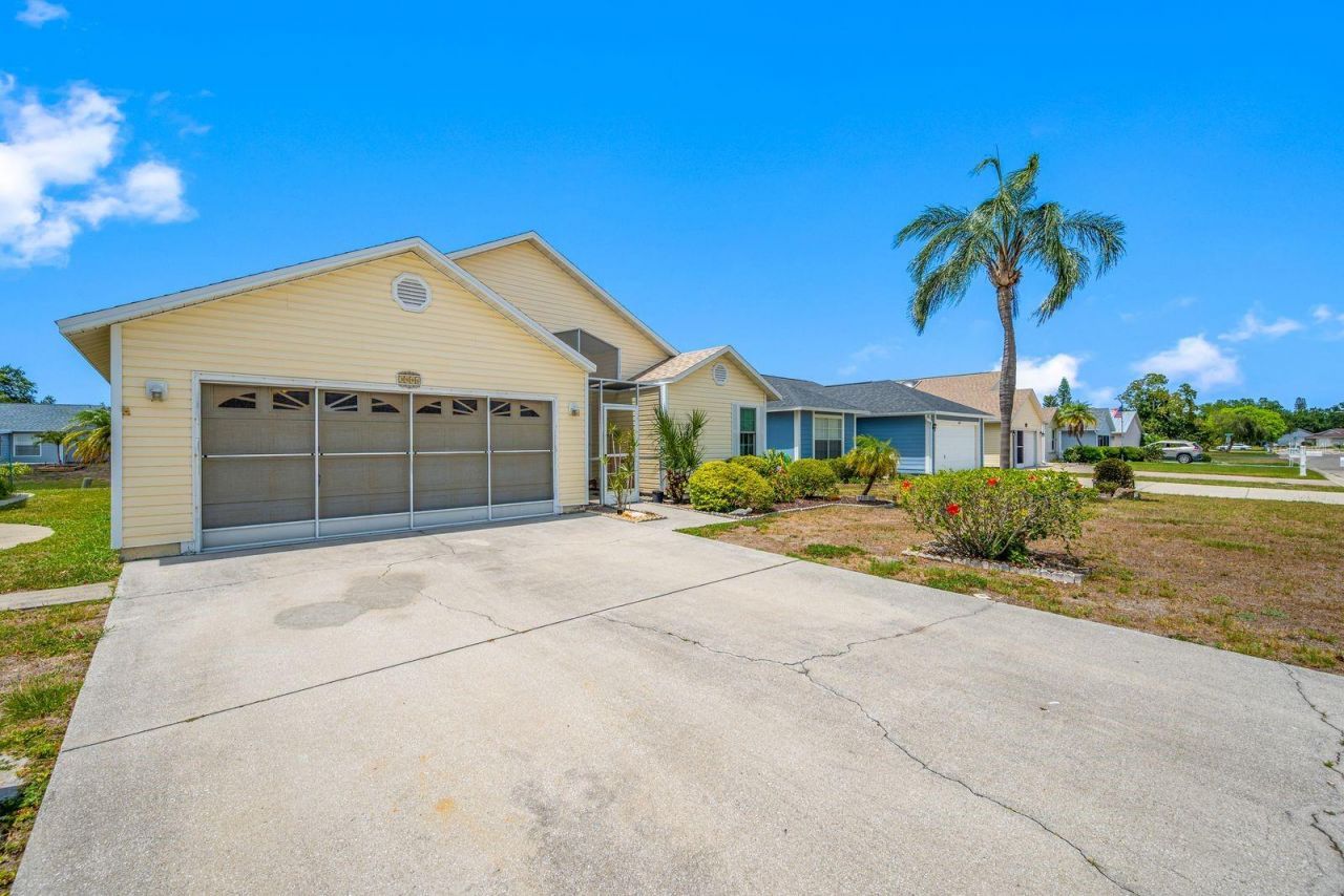 3886 40th Avenue W, Bradenton, FL 34205 Photo