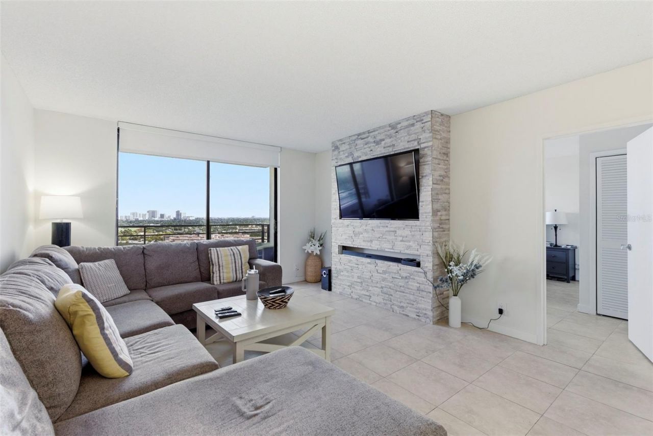 500 Three Islands Boulevard, Unit 1008, Hallandale Beach, FL 33009 Photo