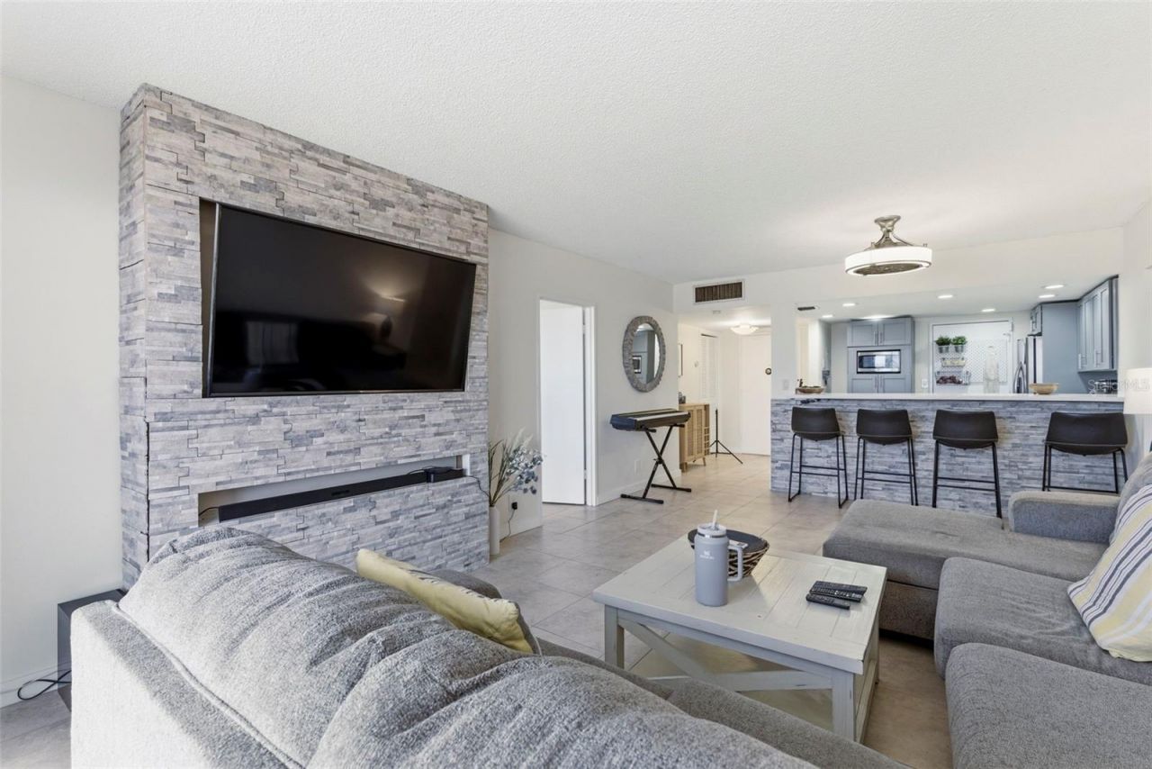 500 Three Islands Boulevard, Unit 1008, Hallandale Beach, FL 33009 Photo