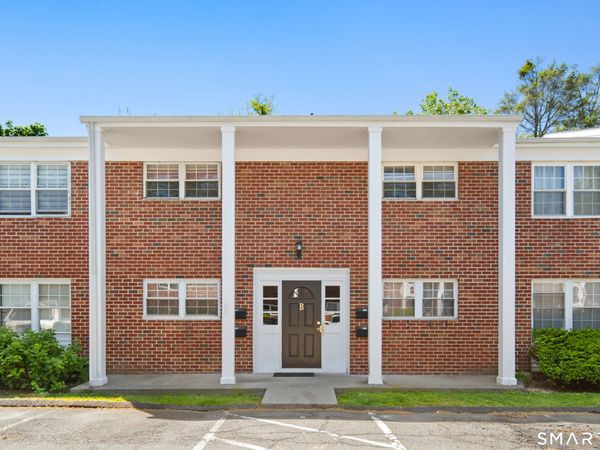 125 Lawn, Unit B6, Stamford, CT 06902