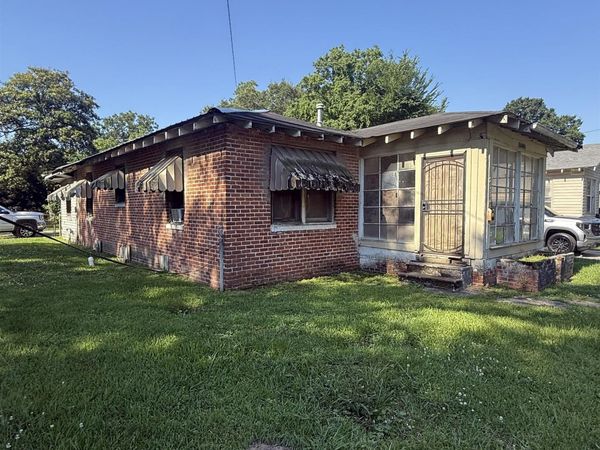 2652 Hollywood St, Baton Rouge, LA 70805