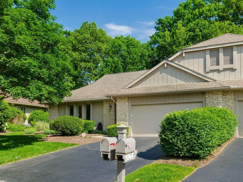 9274 Muirkirk Drive, Dublin, OH 43017 Photo 2