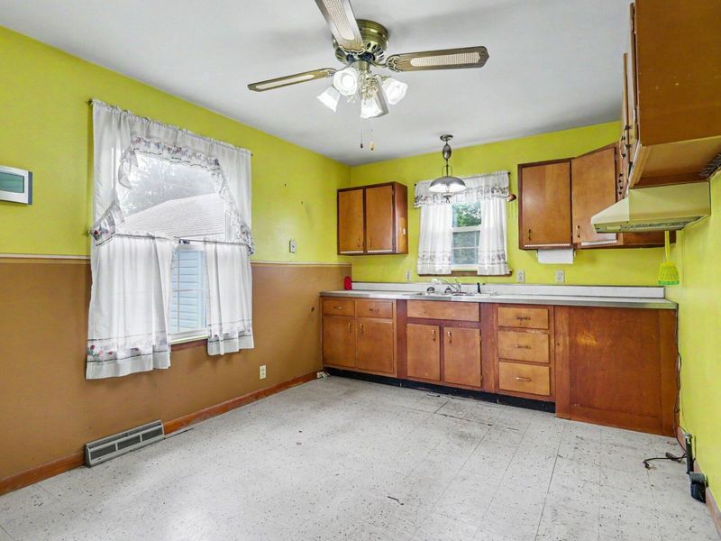59 Carey Lane, Heath, OH 43056 Photo 5