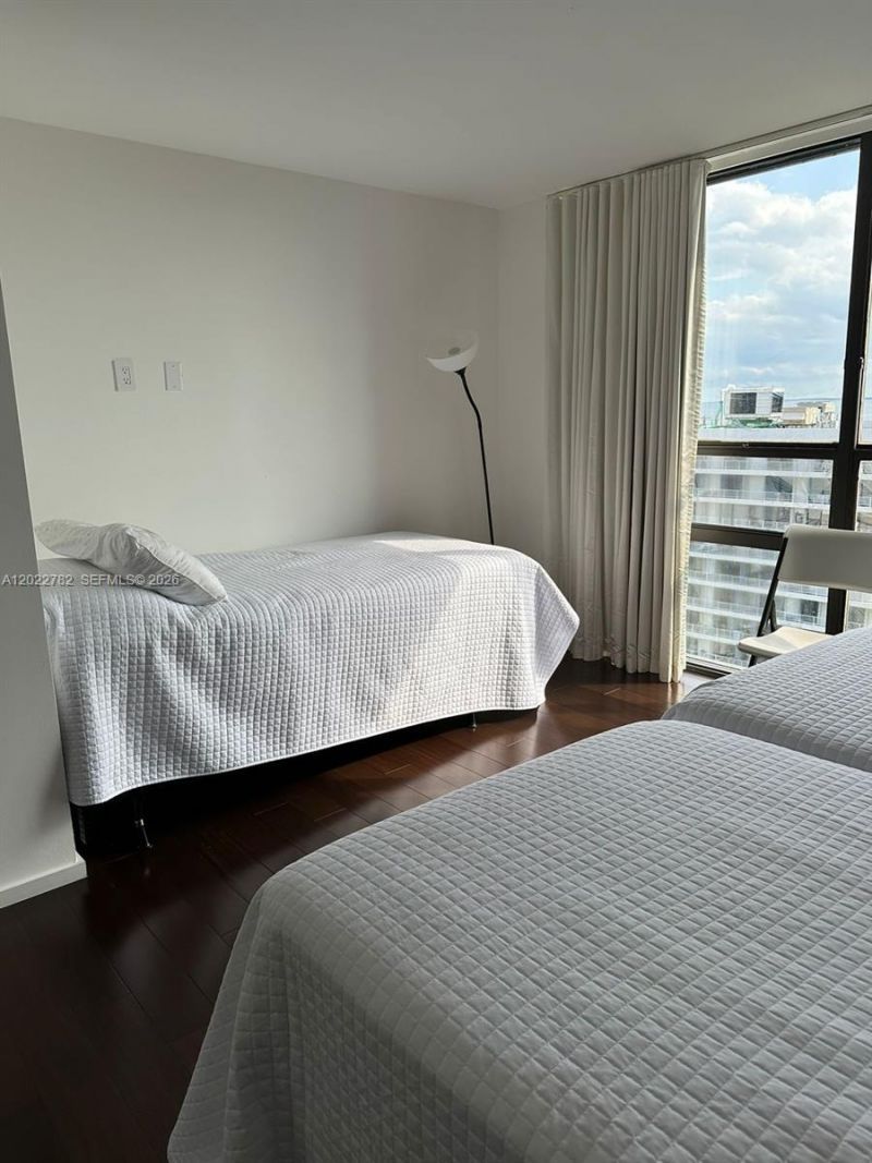 1450 Brickell Bay Dr , Unit 1907, Miami, FL 33131 Photo