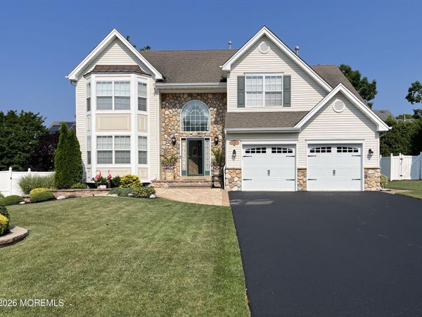 486 Mermaid Drive, Manahawkin, NJ 08050