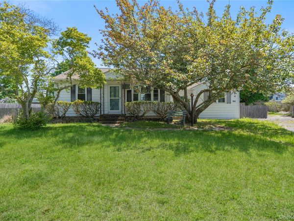 115 Chapel Avenue , East Patchogue, NY 11772