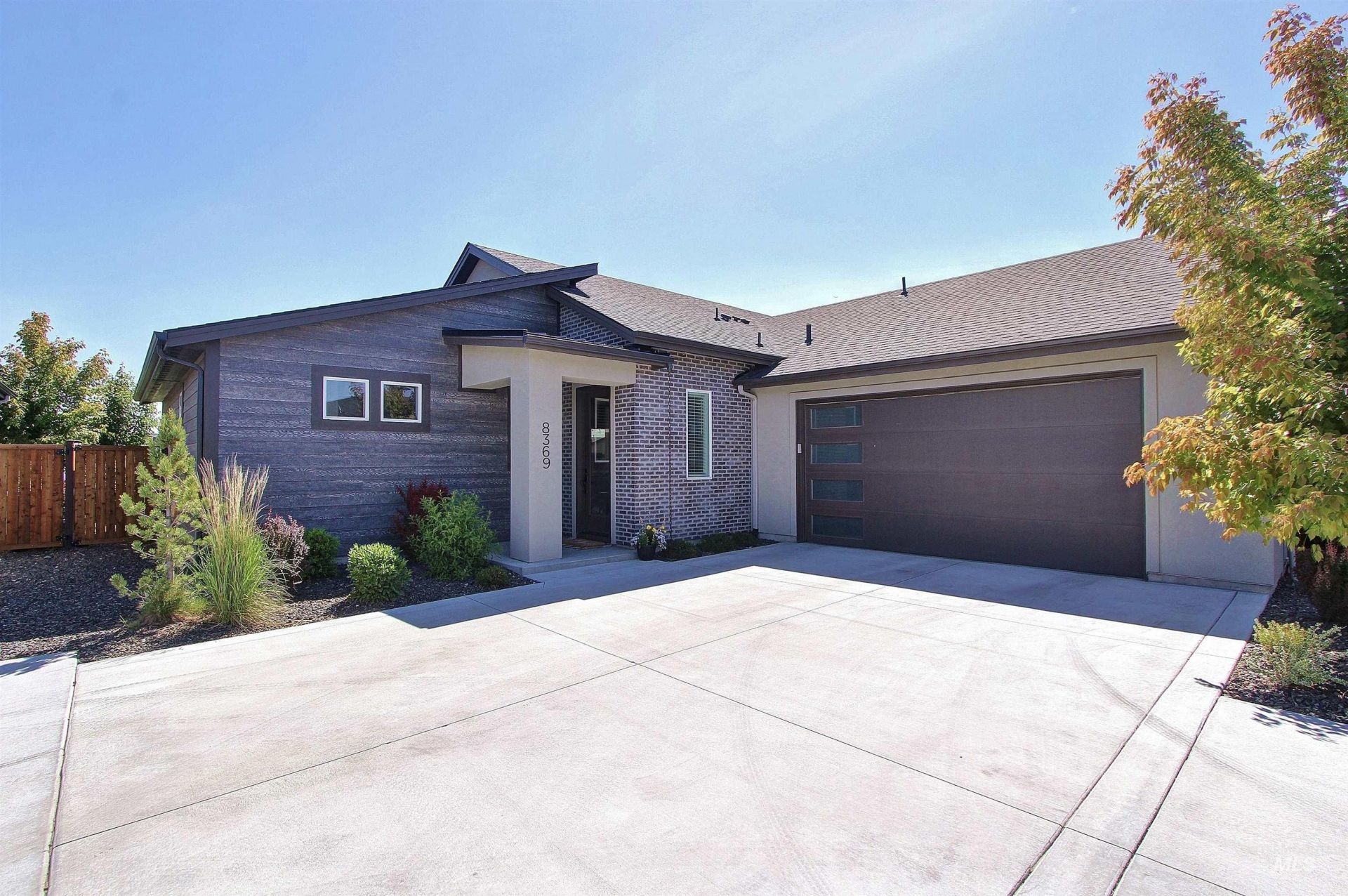 8369 W Meltwater Lane, Eagle, ID 83616 Main Photo